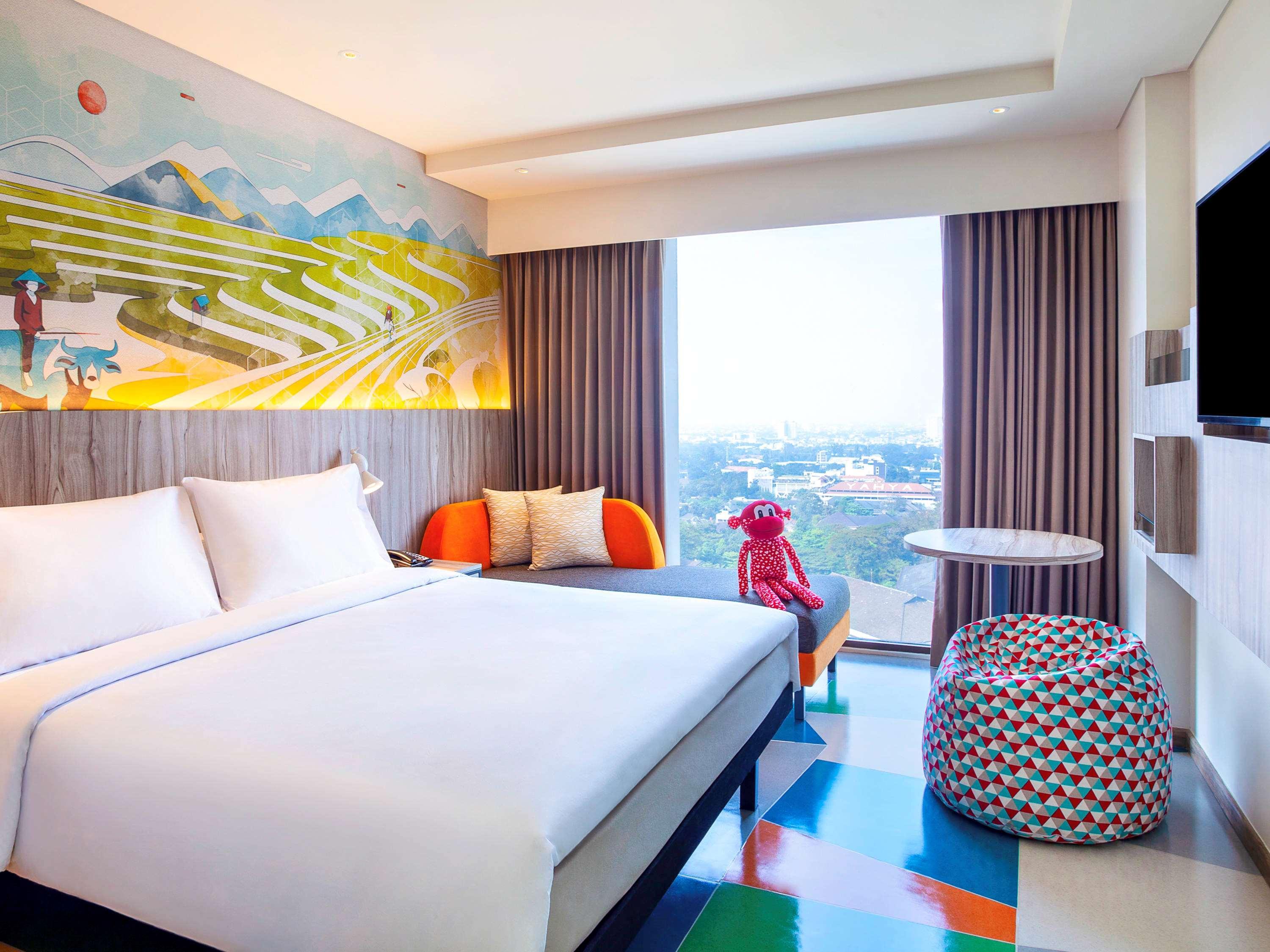 Ibis Styles Bandung Grand Central Экстерьер фото